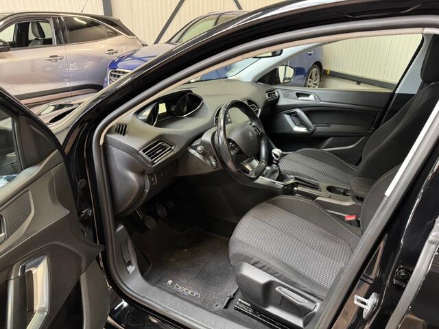 Peugeot 308 SW 1.2 PureTech Blue Lease Premium / NAVI / CRUISE / CAMERA /