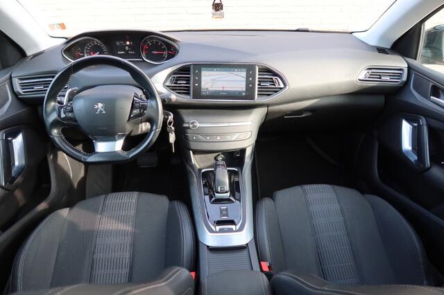 Peugeot 308 1.2 PURE TECH BLUE LEASE PREMIUM, PANO, NAVI, CAMERA ENZ...