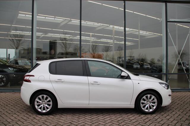 Peugeot 308 1.2 PureTech 110pk Style Airco Navi Panoramadak Dealer onderhouden