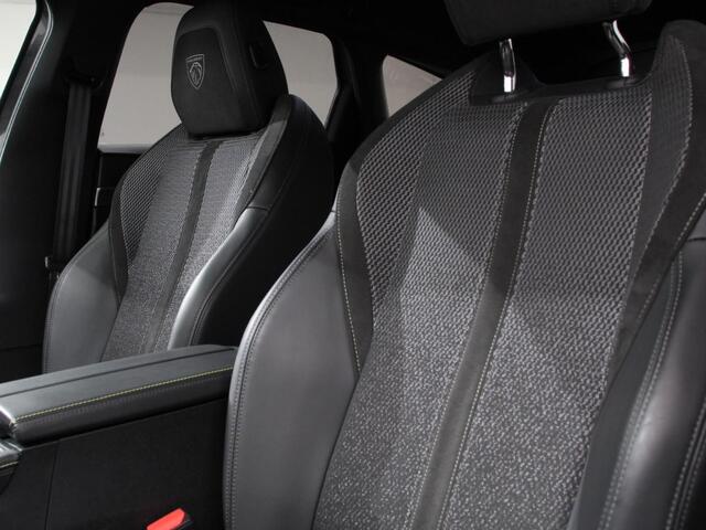 Peugeot 308 1.2 PureTech GT Automaat | Navigatie | Apple Carplay | Android Auto | Camera | Virtual Cockpit | Black Pakket | Climate Control | Adaptive Cruise Control | LED