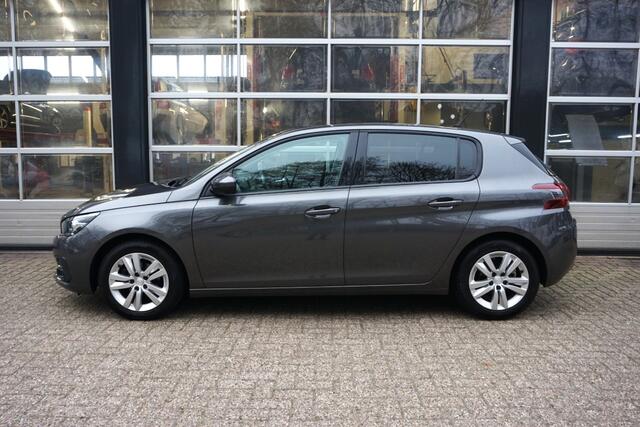 Peugeot 308 1.2 PureTech Blue Lease Executive Avantage