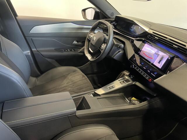 Peugeot 308 1.6 Plug-in Hybrid 180pk Automaat GT | DEMO ! | Climate Control Control Camera Achter Navigatie Apple Carplay / Android auto Velgen