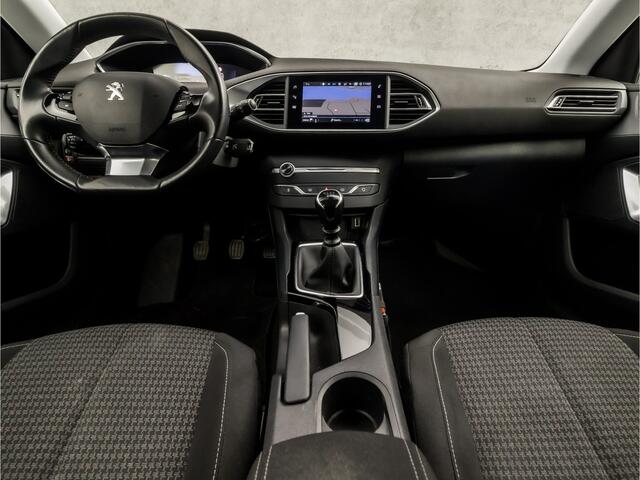 Peugeot 308 1.2 PureTech Sport (VIRTUAL COCKPIT, APPLE CARPLAY, GROOT NAVI, PARKEERSENSOREN, SPORTSTOELEN, LM VELGEN, CRUISE, NIEUWE APK, NIEUWSTAAT)