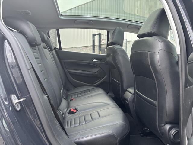 Peugeot 308 1.5 HDI Massage|Pano|Camera|Leer|Keyless 2019