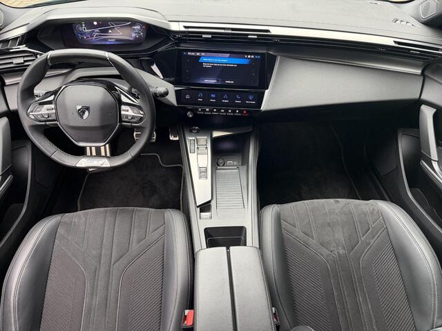 Peugeot 308 1.6 Hybrid 225 GT Automaat PHEV / Trekgewicht 1500 kg / Climate control / Leder Alcantara / Adaptief cruise control / Dode hoek detectie / Camera 360° / LED / Navigatie / Apple Carplay / Android Auto /