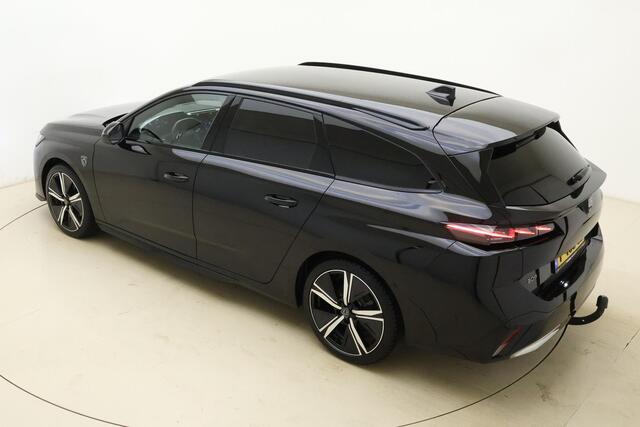 Peugeot 308 SW 1.2 PureTech GT | AUTOMAAT | Trekhaak | Stuurverwarming | Parkeer Camera Achter | Alcantara Bekleding | Apple Carplay & Android Auto Draadloos | Dodehoek Detectie | Adaptieve Cruise Control |