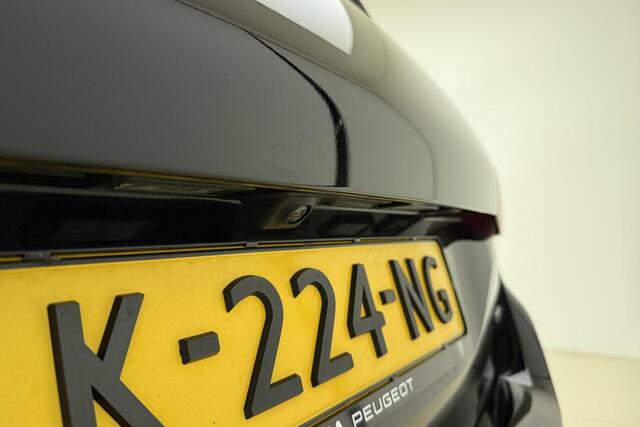 Peugeot 308 SW 1.2T Blue Lease GT | 130PK | trekhaak | Stoelverwarming | Start/Stopknop | Panorama Dak | Massagestoelen | Alcantara Bekleding | Adaptieve Cruise Control |