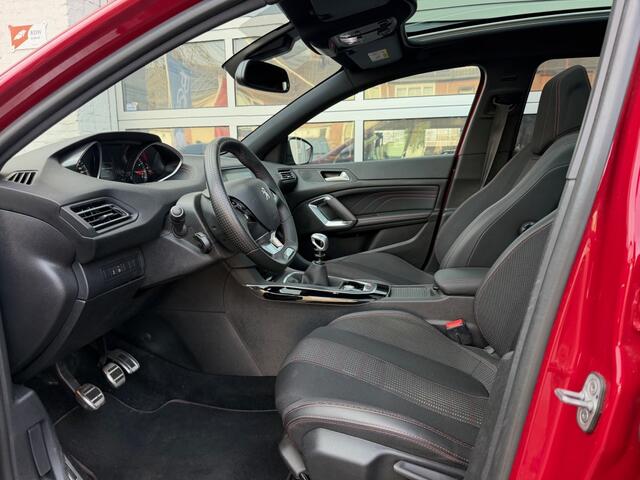 Peugeot 308 1.2 PureTech GT-line 130Pk Panoramadak Carplay