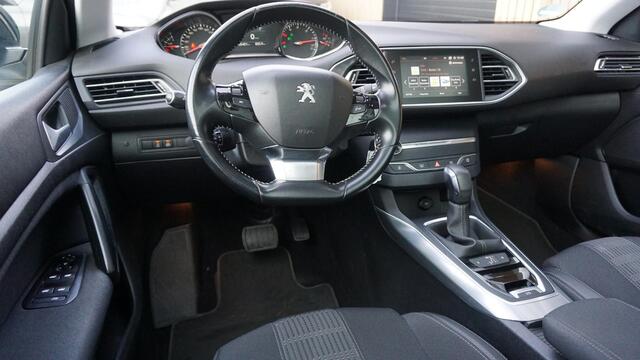 Peugeot 308 SW 1.6 120pk BlueHDI Automaat Premium Pano.Dak H-Leder Trekhaak LED A-Camera *Dis.Riem v.v.*