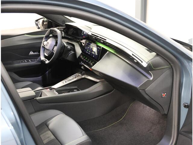 Peugeot 308 SW 1.2 Hybrid 145PK e-DCS6 GT | 1ste eigenaar | AppleCarPlay/AndroidAuto | Navigatie | Adaptive Cruise Control | Keyless | AGR Stoel | Stoel/StuurVerwarming | FULL LED | 360'Camera | Isofix | Privacy Glass | Elektrische Achterklep |