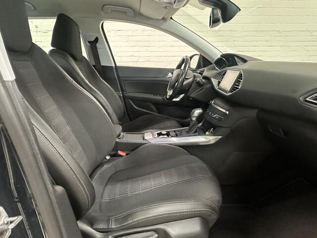 Peugeot 308 SW 1.2 PureTech Allure CLIMA/ CRUISE/ NAVI / ELK.PAKKET Dis.rim bij 95951km vervangen