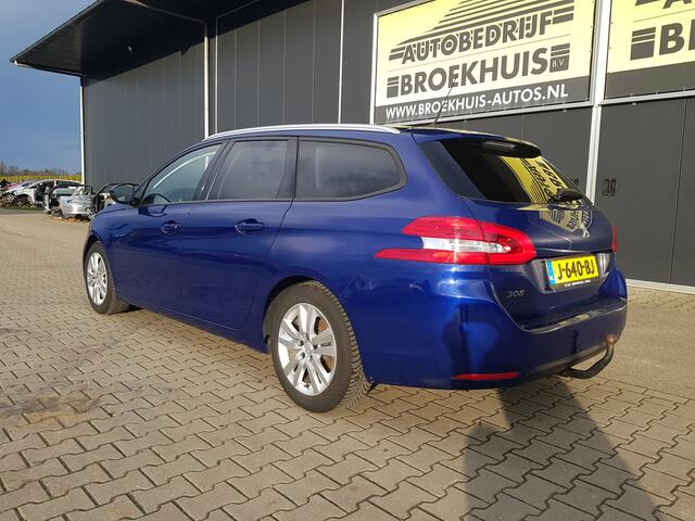 Peugeot 308 SW 1.2 PureTech Blue Lease Executive