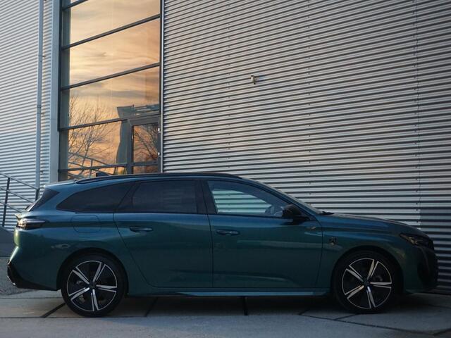 Peugeot 308 SW 1.2 Hybrid 145 e-DCS6 GT 360 camera