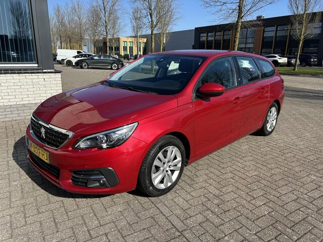 Peugeot 308 SW 1.2 PureT.Blue L. 1eEIG DEALER CARPLAY TRHK NAP!