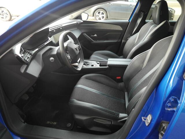 Peugeot 308 1.2 PureTech Allure Pack Business | Parkeersensoren v+a | Achteruitrijcamera | Keyless entry en start | 17 inch Lichtmetalen velgen | Apple Carplay/Android Auto | Led verlichting