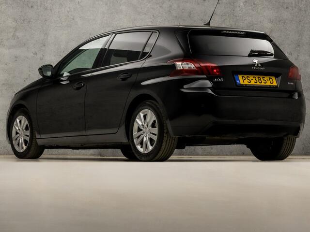 Peugeot 308 1.2 PureTech Sport (PANORAMADAK, GROOT NAVI, GETINT GLAS, PARKEERSENSOREN, SPORTSTOELEN, LM VELGEN, CRUISE, NIEUWSTAAT)