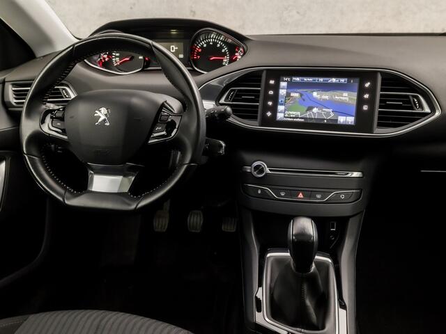 Peugeot 308 1.2 PureTech Sport (PANORAMADAK, GROOT NAVI, GETINT GLAS, PARKEERSENSOREN, SPORTSTOELEN, LM VELGEN, CRUISE, NIEUWSTAAT)