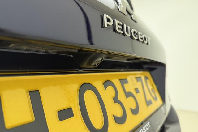 Peugeot 308 1.2 PureTech Blue Lease Premium 1e Eigenaar l Dealer Onderhouden l Panoramadak l Camera l Adaptive Cruise Control l DAB l Apple Carplay & Android Auto l Bluetooth l Half Leer/Half Stof