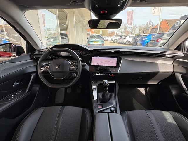 Peugeot 308 1.2T 130pk Allure | Achteruitrijcamera | Navigatie | Climate Control | Privacy Glass | Lichtmetalen velgen | Cruise Control