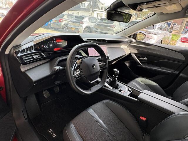 Peugeot 308 1.2T 130pk Allure | Achteruitrijcamera | Navigatie | Climate Control | Privacy Glass | Lichtmetalen velgen | Cruise Control