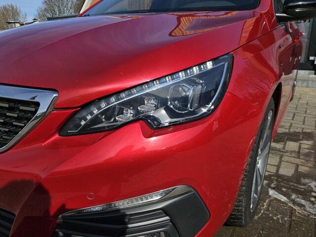 Peugeot 308 1.2 PureTech GT-line apple carplay. panorama dak. led.