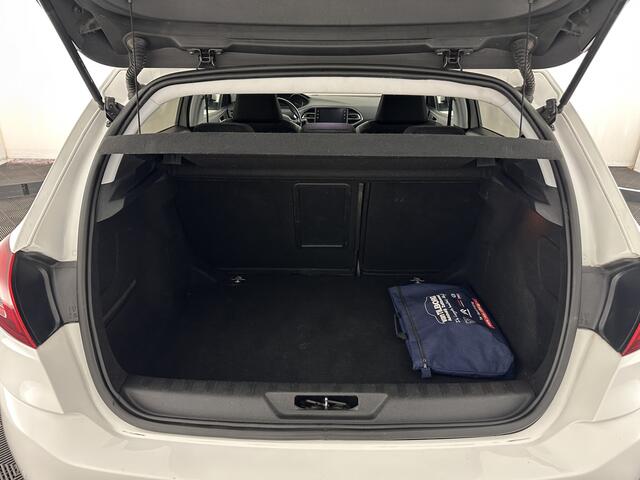 Peugeot 308 1.5 BlueHDi Allure *FULL-LED | SPORT-SEATS | NAVI-FULLMAP | DAB | ECC | PDC | CRUISE | 16''ALU*