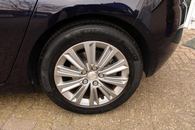 Peugeot 308 1.2 PureTech Allure