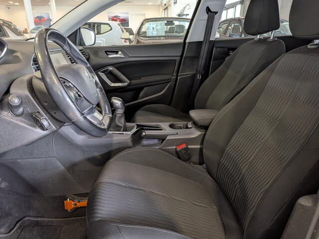 Peugeot 308 SW 1.2 PureTech Blue Lease Executive Panoramadak, Airco, Cruise Control, Stuurbekrachtiging