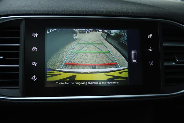 Peugeot 308 1.2 PT ALLURE | PANO | TREKHAAK | LED | CAMERA | CRUISE | CLIMATE