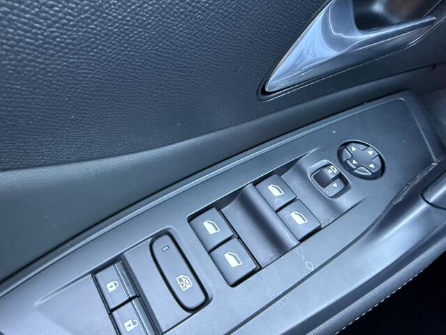 Peugeot 308 SW BWJ 2023 1.2 131 PK PureTech Allure TREKHAAK | FULL LED | HALF LEDER | KEYLESS | 360 CAMERA | CARPLAY + ANDROID | NAVI | CLIMA | CRUISE | LMV | PDC