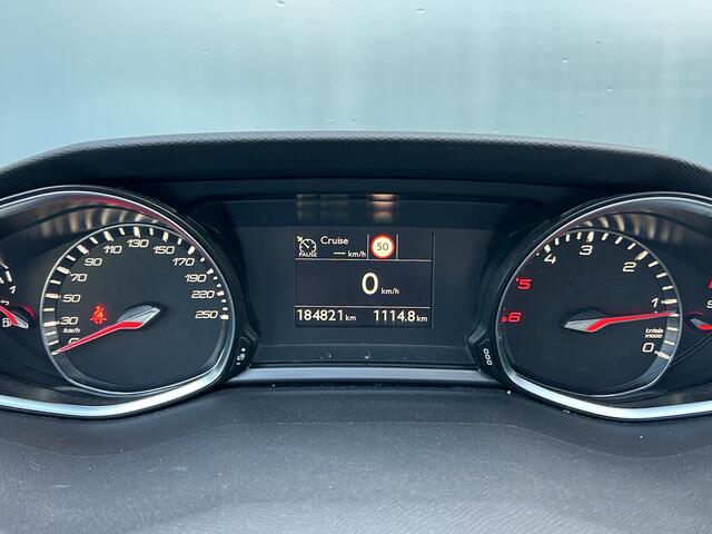 Peugeot 308 SW BWJ 2019 | 1.5HDI 131PK Executive | TREKHAAK | LEER | PANO DAK | PDC 2X | CLIMA | NAVI | CAMERA A |