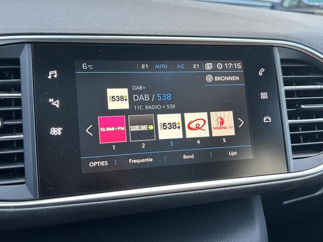 Peugeot 308 SW BWJ 2019 | 1.5HDI 131PK Executive | TREKHAAK | LEER | PANO DAK | PDC 2X | CLIMA | NAVI | CAMERA A |