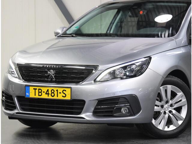 Peugeot 308 SW 1.2 110PK Blue Lease Executive | AppleCarPlay/AndroidAuto | 16"LMV | Navigatie | Cruise Control | Climate Control | Armsteun | Keyless | Panoramadak | Privacy Glass | Isofix | Parkeersensoren |