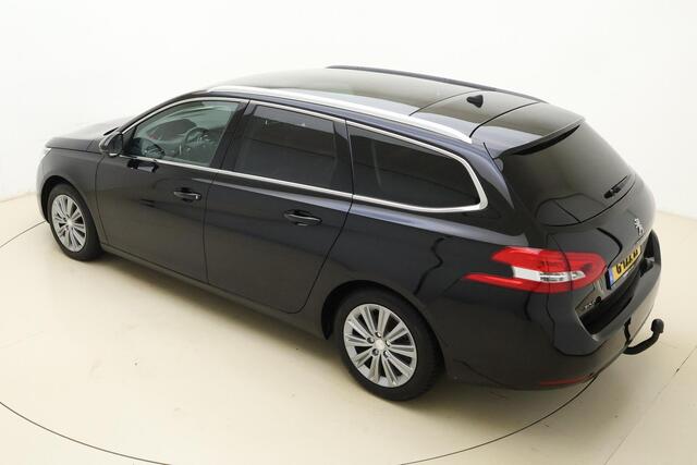 Peugeot 308 SW 1.2 PureTech Blue Lease Premium | Applce carplay/Adroid auto | Navigatie | Achteruitrijcamera | Panoramadak | Cruise control | PDC V+A |