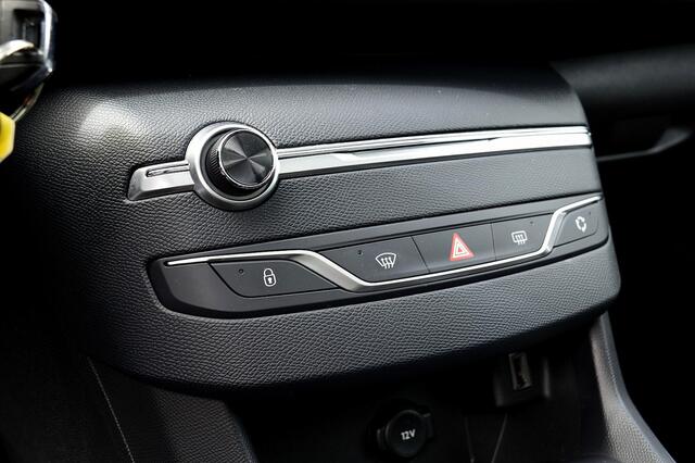 Peugeot 308 1.2 PureTech Allure Rijklaarprijs-Garantie Panoramadak Navigatie Airco Trekhaak