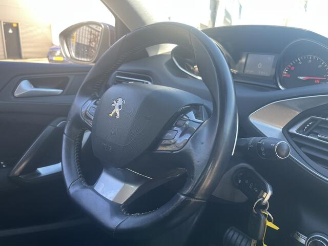 Peugeot 308 1.5HDI AUTOMAAT8/360Camera/ACC