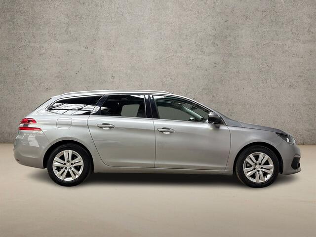 Peugeot 308 SW 1.2 PureTech Premium Sport Automaat 131Pk (PANORAMADAK, APPLE CARPLAY, GROOT NAVI, LEDER, 360 CAMERA, SPORTSTOELEN, CRUISE, KEYLESS, NIEUWE APK, NIEUWSTAAT)