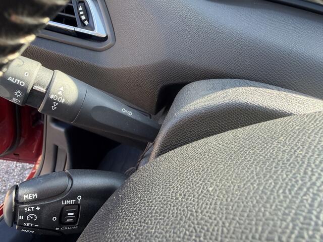 Peugeot 308 1.2 PureTech Blue Lease GT-line Carplay/Cam/Cruise