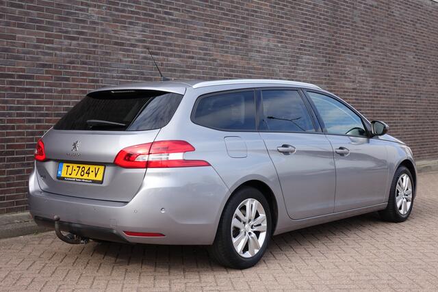 Peugeot 308 SW 1.2 PureTech Blue Lease Executive, keurige auto, panoramadak
