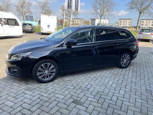 Peugeot 308 SW 1.2 PureTech Blue Lease Allure Lmv / Led / Virtual / Carplay / Clima