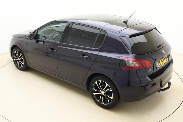 Peugeot 308 1.2 PureTech Blue Lease Executive | Trekhaak | Navigatie | Cruise control | Apple carplay/Android auto | Lichtmetalen velgen | Automatische Airco |