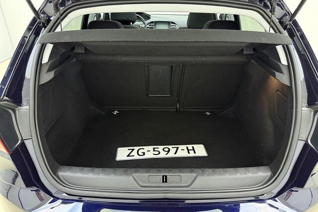 Peugeot 308 1.2 PureTech Blue Lease Executive | Trekhaak | Navigatie | Cruise control | Apple carplay/Android auto | Lichtmetalen velgen | Automatische Airco |