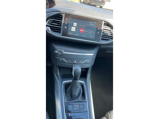 Peugeot 308 1.2 Pure tech blue lease Premium AUTOMAAT