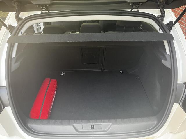 Peugeot 308 Blue Lease Executive 1.2 Turbo 110pk | PARELMOER | PANODAK | PARKEERHULP V+A | NAVI | DAB+ | CLIMA | CRUISE CONTROL |