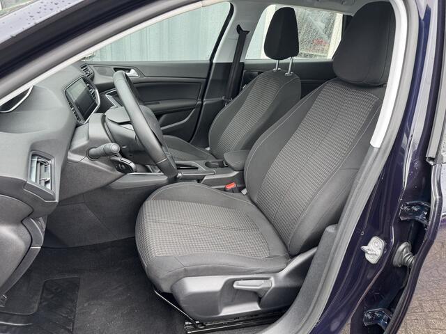 Peugeot 308 SW 1.2 PureTech Blue Lease Executive