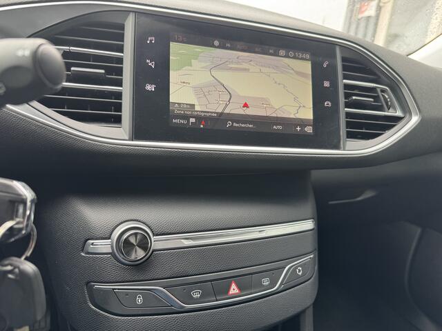 Peugeot 308 SW 1.2 PureTech Blue Lease Executive