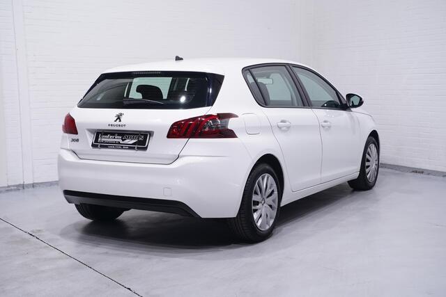 Peugeot 308 1.2 PureTech Blue Lease Navi Clima Apple Carplay Cruise