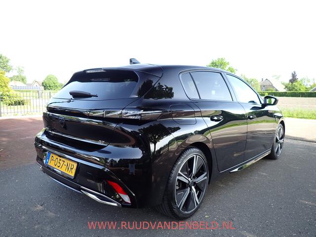 Peugeot 308 1.2 PureTech GT / CARPLAY / CAMERA / ACC / KEYLESS