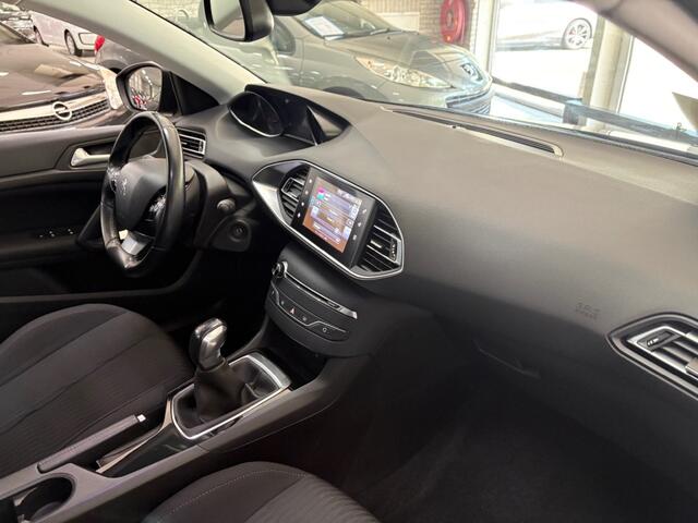 Peugeot 308 1.2 PURET.BLUE LION NAVI / CRUISE / PANORAMADAK / 117dkm! NAP!