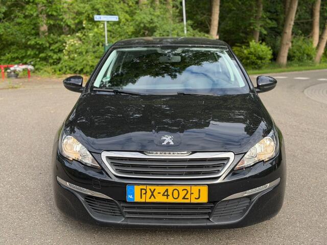 Peugeot 308 1.2 Benzine D-riem is vervangen - Navi !!!